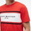 Tricou Hilfiger cu logo și dungi Tricou Hilfiger cu logo și dungi
