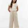 Tricou pentru copii cu dungi și mâneci cu bordură din dantelă Tricou pentru copii cu dungi și mâneci cu bordură din dantelă