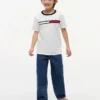Tricou pentru copii cu logo și dungi Tricou pentru copii cu logo și dungi