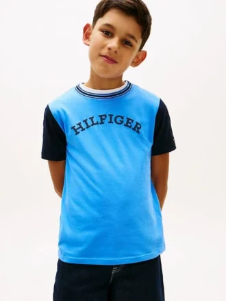 Tricou pentru copii cu logo monotip și blocuri de culoare