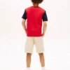 Tricou pentru copii cu logo monotip și blocuri de culoare Tricou pentru copii cu logo monotip și blocuri de culoare