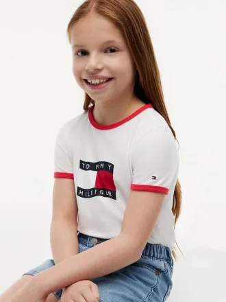 Tricou pentru copii cu logo steag ondulat