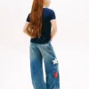 Tricou pentru copii cu logo steag ondulat Tricou pentru copii cu logo steag ondulat