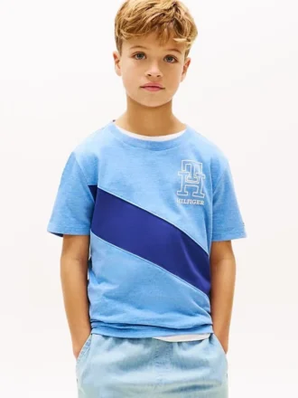Tricou pentru copii cu monogramă și dungi
