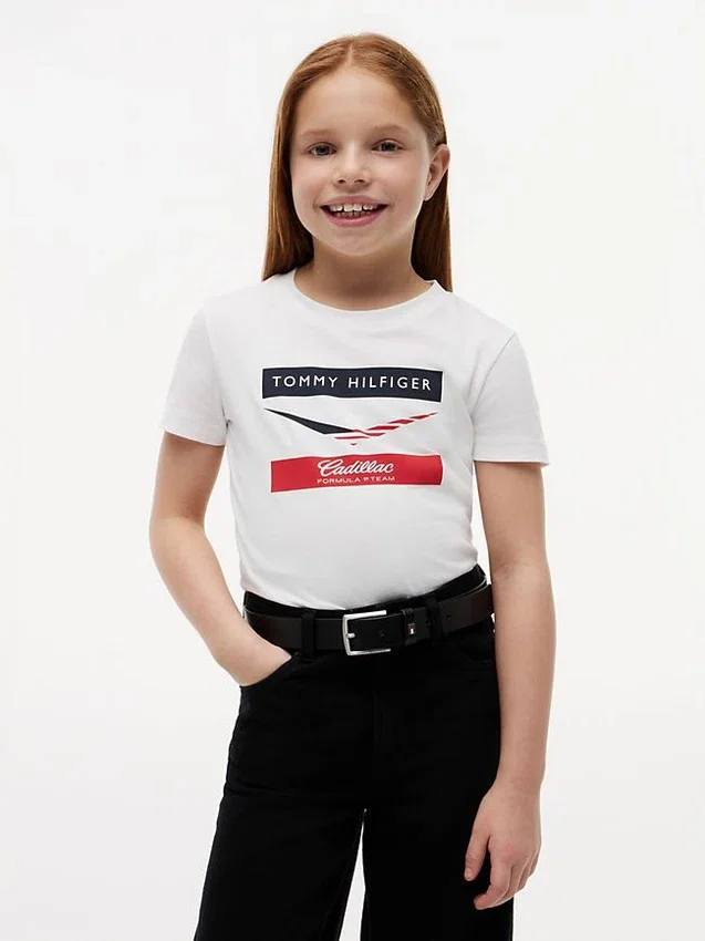 Tricou pentru copii Tommy x Cadillac F1® Team Chevron Tricou pentru copii Tommy x Cadillac F1® Team Chevron