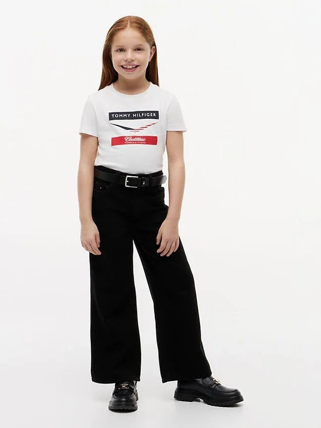 Tricou pentru copii Tommy x Cadillac F1® Team Chevron Tricou pentru copii Tommy x Cadillac F1® Team Chevron