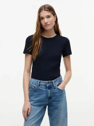Tricou slim fit cu guler rotund și țesătură pointelle