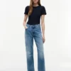 Tricou slim fit cu guler rotund și țesătură pointelle Tricou slim fit cu guler rotund și țesătură pointelle