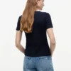 Tricou slim fit cu guler rotund și țesătură pointelle Tricou slim fit cu guler rotund și țesătură pointelle