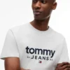 Tricou slim fit cu logo Tommy Jeans Tricou slim fit cu logo Tommy Jeans