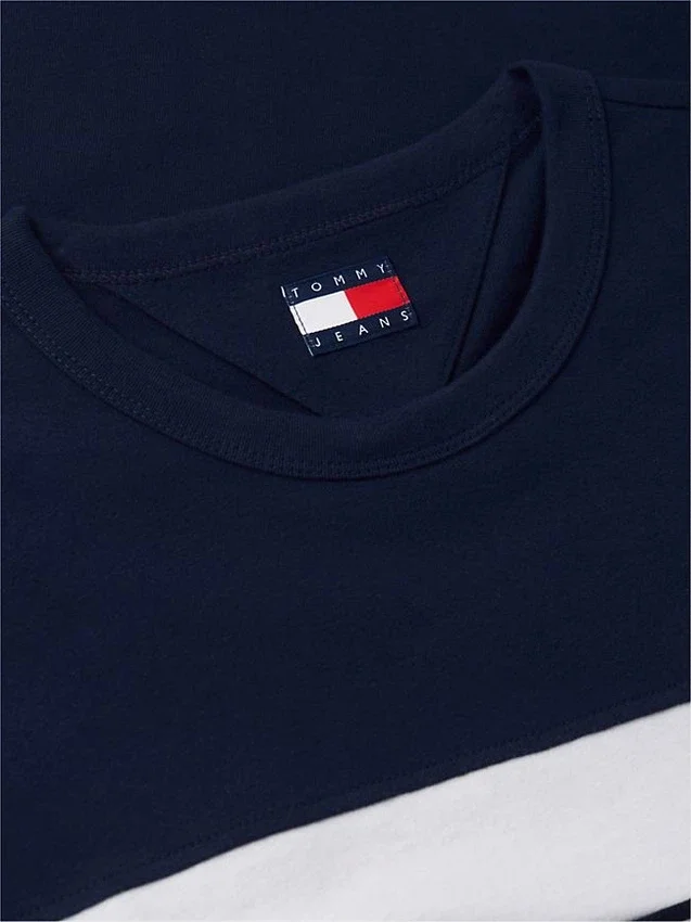 Tricou Tommy Jeans cu bandă cu logo-ul caracteristic Tricou Tommy Jeans cu bandă cu logo-ul caracteristic