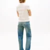 Tricou Tommy Jeans cu croială regular și dungi