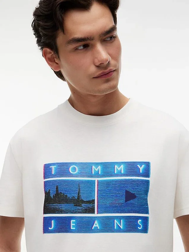 Tricou Tommy Jeans cu imprimeu fotografic Tricou Tommy Jeans cu imprimeu fotografic