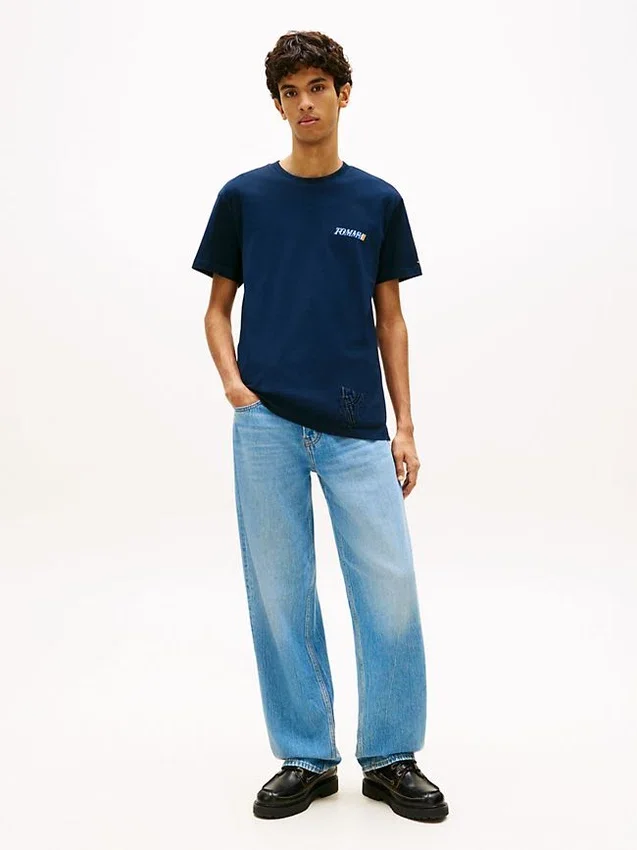 Tricou Tommy Jeans cu logo pe spate Tricou Tommy Jeans cu logo pe spate