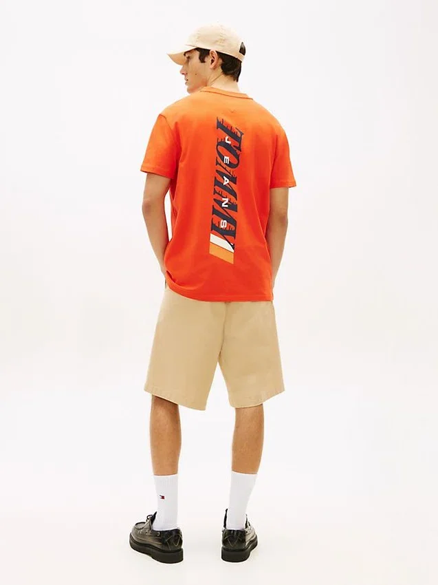 Tricou Tommy Jeans cu logo pe spate Tricou Tommy Jeans cu logo pe spate
