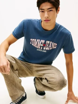 Tricou Tommy Jeans cu logo steag ondulat