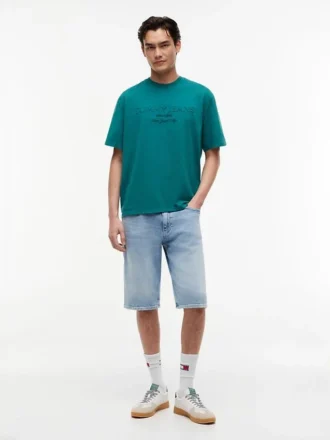 Tricou Tommy Jeans cu logo uzat