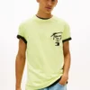 Tricou Tommy Jeans cu logo vopsit cu spray