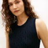 Vestă din tricot cu model împletit Vestă din tricot cu model împletit