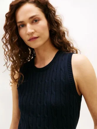 Vestă din tricot cu model împletit
